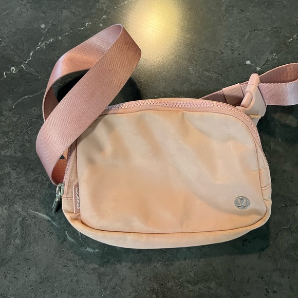 lululemon athletica Handbags - Well loved lululemon belt bag